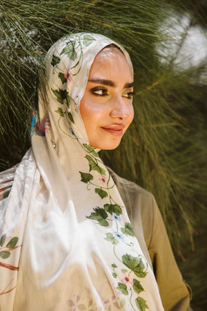 Elegant Alaria Modal Scarf by Worood – breathable, premium fabric.