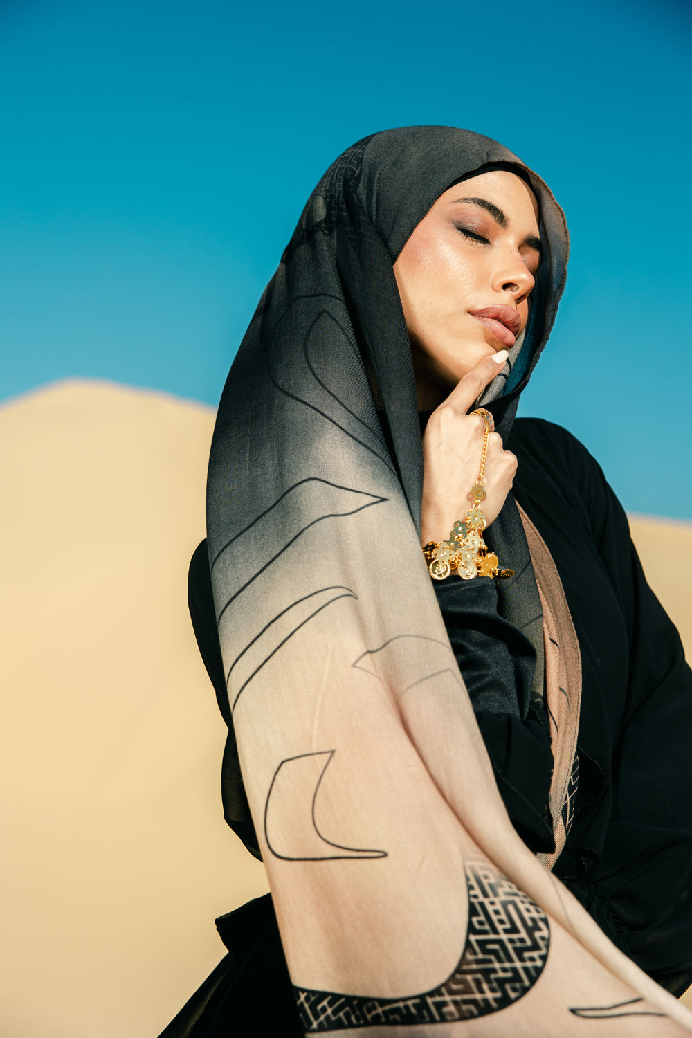 Bayan modal scarf worn as a lightweight hijab with calm balanced drape – وشاح بيان مودال يُرتدى كحجاب خفيف بانسيابية هادئة ومتوازنة
