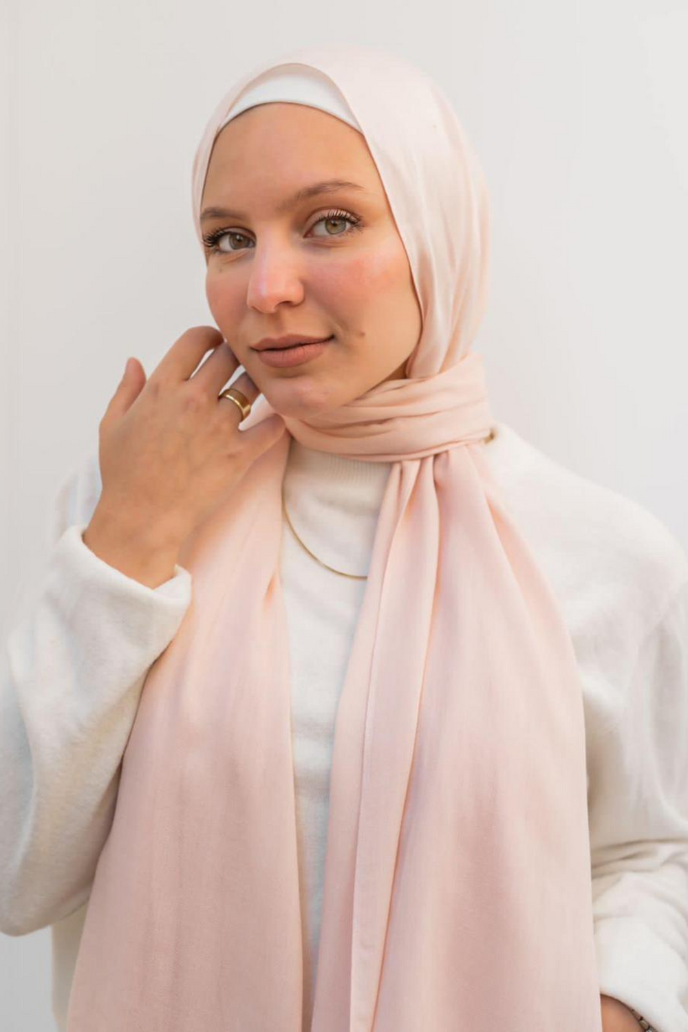 Worood Body Rose Modal Scarf – Soft, feminine style