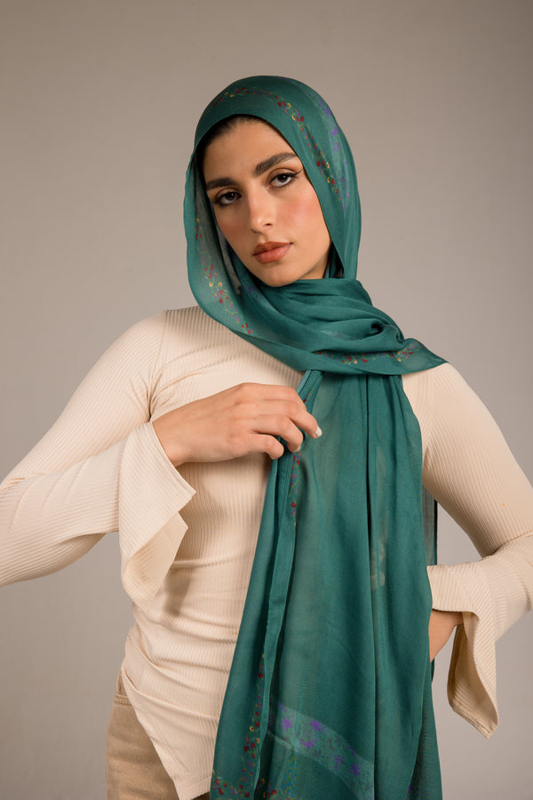 Worood Emerald Queen Modal Scarf – bold, soft, and luxurious.