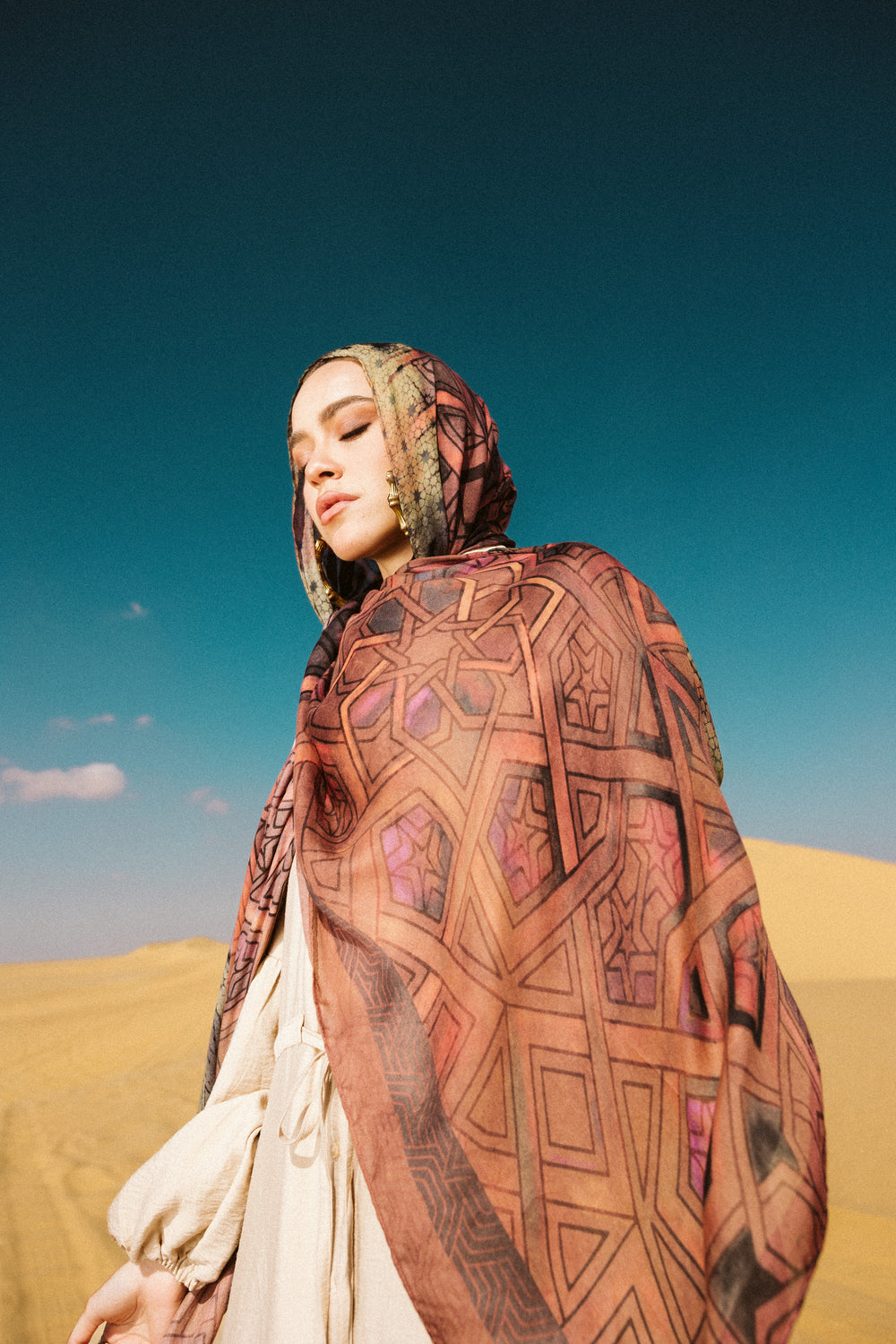 Ishbiliyah modal scarf worn as a lightweight hijab with soft drape – وشاح إشبيليّة مودال يُرتدى كحجاب خفيف بانسيابية ناعمة