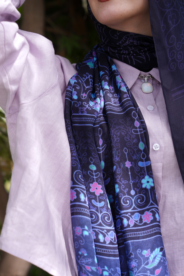 Worood Midnight Charm Modal Scarf – chic and enchanting