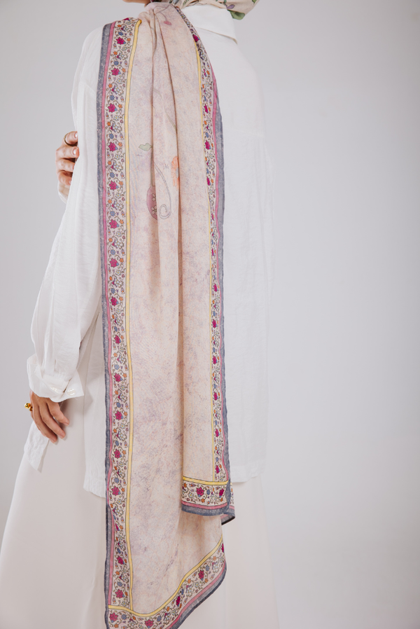 Modal scarf "Rosalie" by WOROOD 