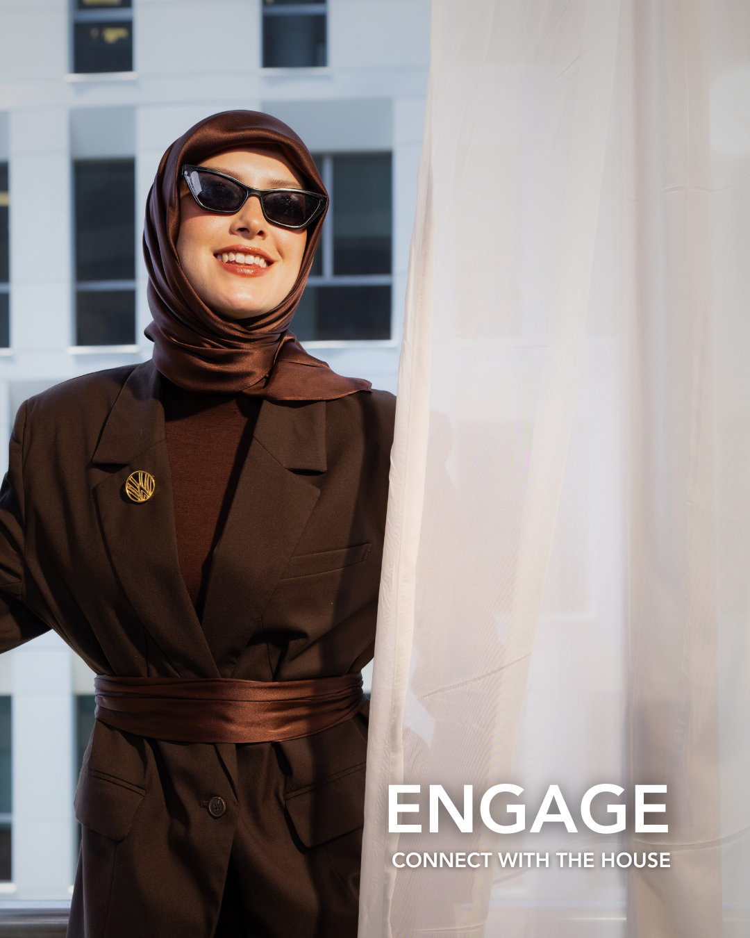 Worood chocolate scarf