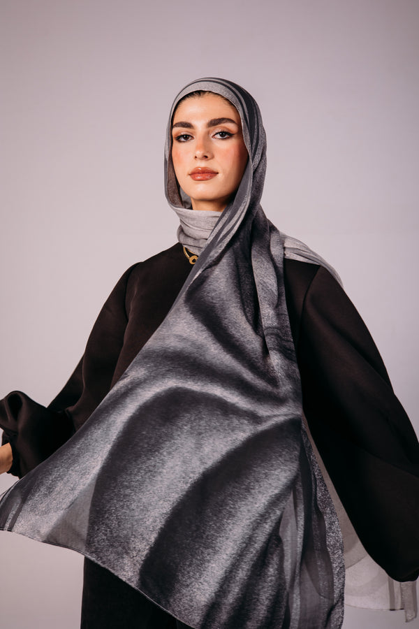 Elegant Earth Dusk Modal Scarf by Worood – natural, timeless tones. | سكارف مودال إيرث دسك من ورود – بألوان طبيعية وخالدة.
